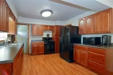 834 N Lafayette, Griffith, IN 46319 photo 2