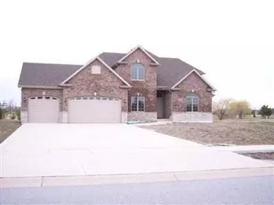 911 White Hawk Dr, Crown Point, IN 46307 photo 1
