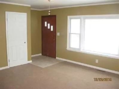 4748 Ralston Pl, Griffith, IN 46319 photo 2