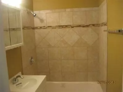 4748 Ralston Pl, Griffith, IN 46319 photo 4