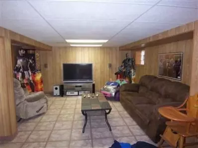 2111 Wespark Ave, Whiting, IN 46394 photo 6