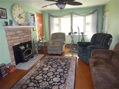 2111 Wespark Ave, Whiting, IN 46394 photo 2