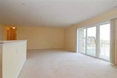 507 Swan Dr #2-E, Dyer, IN 46311 photo 2