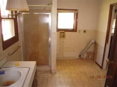 1841 S Calhoun St, Griffith, IN 46319 photo 7