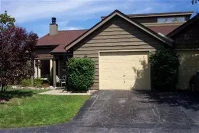 1948 Pecan Ct, Crown Point, IN 46307 photo 2