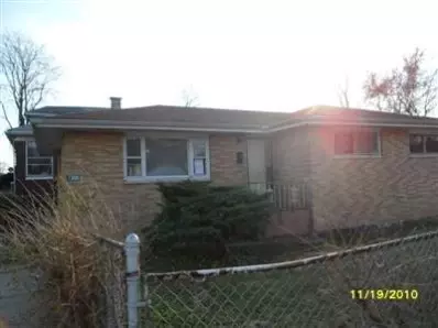 1300 Roosevelt Pl, Gary, IN 46404 photo 2