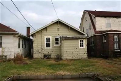 432 Grant St, Gary, IN 46404 photo 2