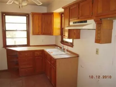 7150 Southeastern Ave, Hammond, IN 46324 photo 3