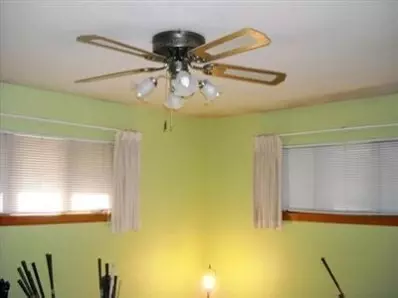 7635 Forest Ave, Gary, IN 46403 photo 6