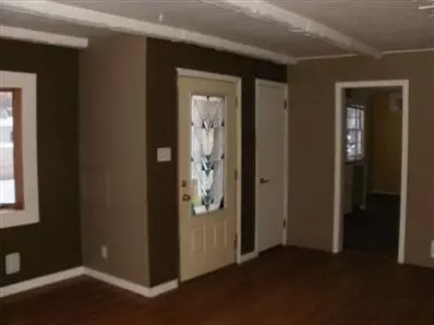 402 N Cline Ave, Griffith, IN 46319 photo 3