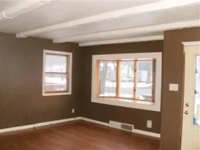 402 N Cline Ave, Griffith, IN 46319 photo 2