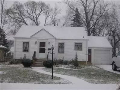 8349 Walnut St, Munster, IN 46321 photo 1