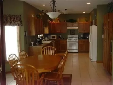 237 Valley View Ln, Dyer, IN 46311 photo 4