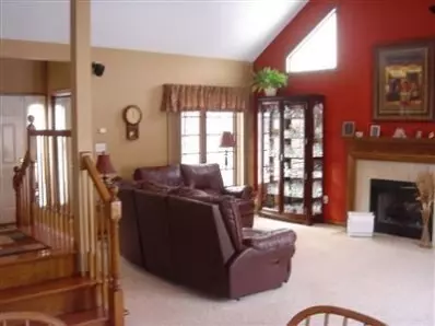 237 Valley View Ln, Dyer, IN 46311 photo 3
