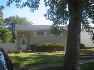 8008 Hemlock Ave, Gary, IN 46403 photo 1