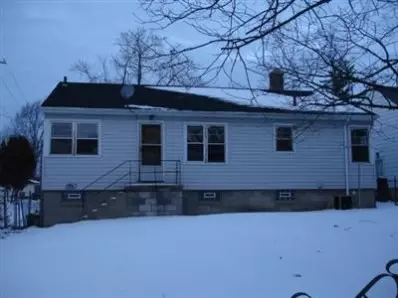 715 W 44th Pl, Gary, IN 46408 photo 4
