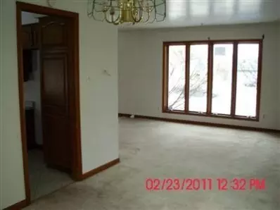600 Rueth Dr, Griffith, IN 46319 photo 5