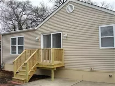 218 N Lindberg, Griffith, IN 46319 photo 2
