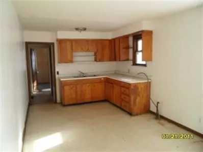 920 Sherman St, Gary, IN 46406 photo 8