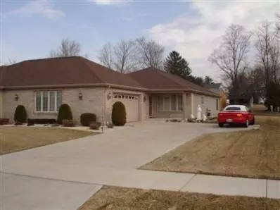 9727 Hart St, Saint John, IN 46373 photo 2