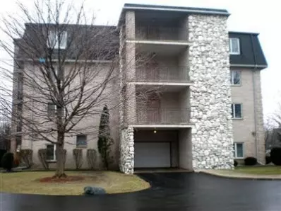 8220 Harrison Ave #203, Munster, IN 46321 photo 2