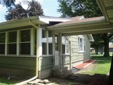 1306 E Miller St, Griffith, IN 46319 photo 7