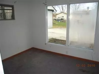 1306 E Miller St, Griffith, IN 46319 photo 10