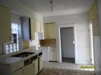 2665 Madison St, Gary, IN 46407 photo 9