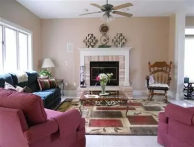 805 E Oak St, Porter, IN 46304 photo 8