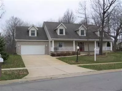 36 Covington Dr, Valparaiso, IN 46385 photo 2