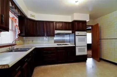 924 E 15th Ave, Gary, IN 46407 photo 2