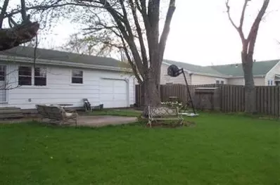 322 Bluebird Ave, Crown Point, IN 46307 photo 3