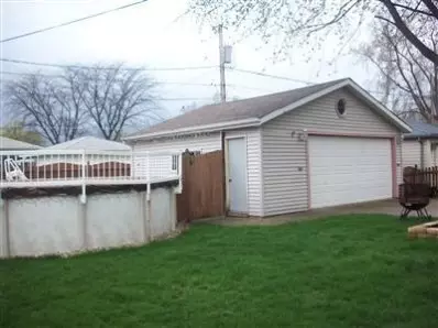 904 N Indiana Ave, Griffith, IN 46319 photo 4