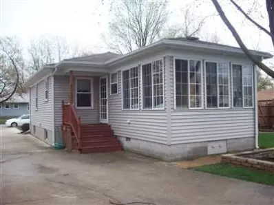 904 N Indiana Ave, Griffith, IN 46319 photo 6