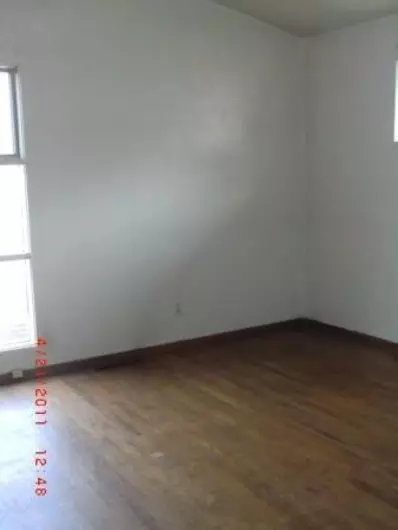 7632 Juniper, Gary, IN 46403 photo 5