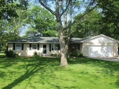 514 Elderberry St, De Motte, IN 46310 photo 1