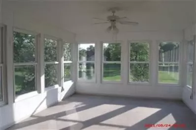 6989 Windsor Dr, De Motte, IN 46310 photo 7