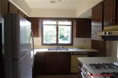 6989 Windsor Dr, De Motte, IN 46310 photo 4