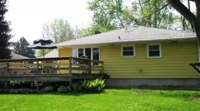1104 E Lake St, Griffith, IN 46319 photo 3