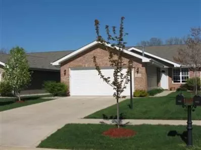 7021 Tompkins Ct, Griffith, IN 46319 photo 1