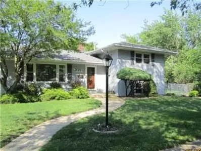 205 Timrick Dr, Munster, IN 46321 photo 1