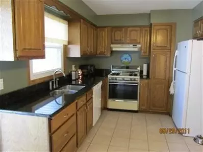 205 Timrick Dr, Munster, IN 46321 photo 3