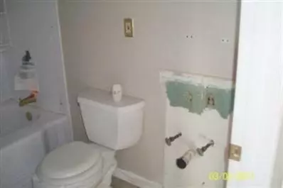 835 S Cline Ave, Griffith, IN 46319 photo 7