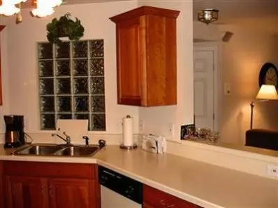 2711 Georgetowne Dr #D-1, Highland, IN 46322 photo 10