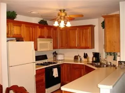 2711 Georgetowne Dr #D-1, Highland, IN 46322 photo 7