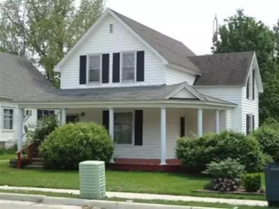 301 E Main St, Brook, IN 47922 photo 2