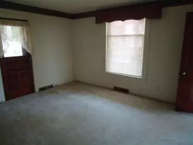 301 E Main St, Brook, IN 47922 photo 9