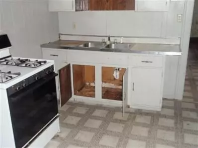 836 Polk St, Gary, IN 46402 photo 2