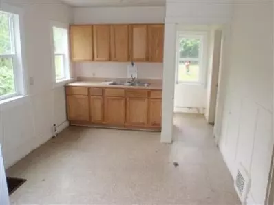 3942 Madison St, Gary, IN 46408 photo 5