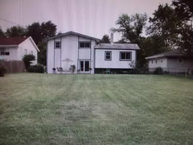 1629 Tulip Ln, Munster, IN 46321 photo 2